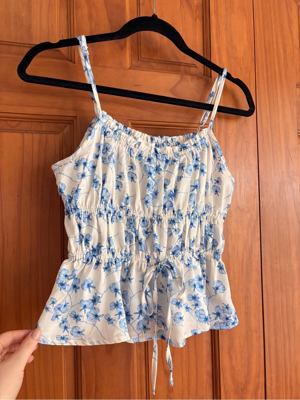 NWOT Floral White and Blue Top Size Medium